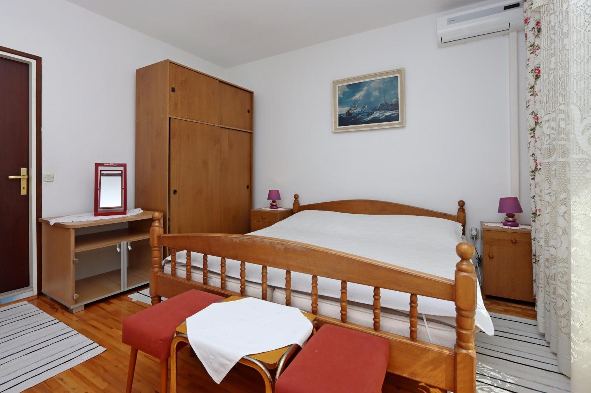 Apartments And Rooms By The Sea Banjol, Rab - 19692 部屋 写真