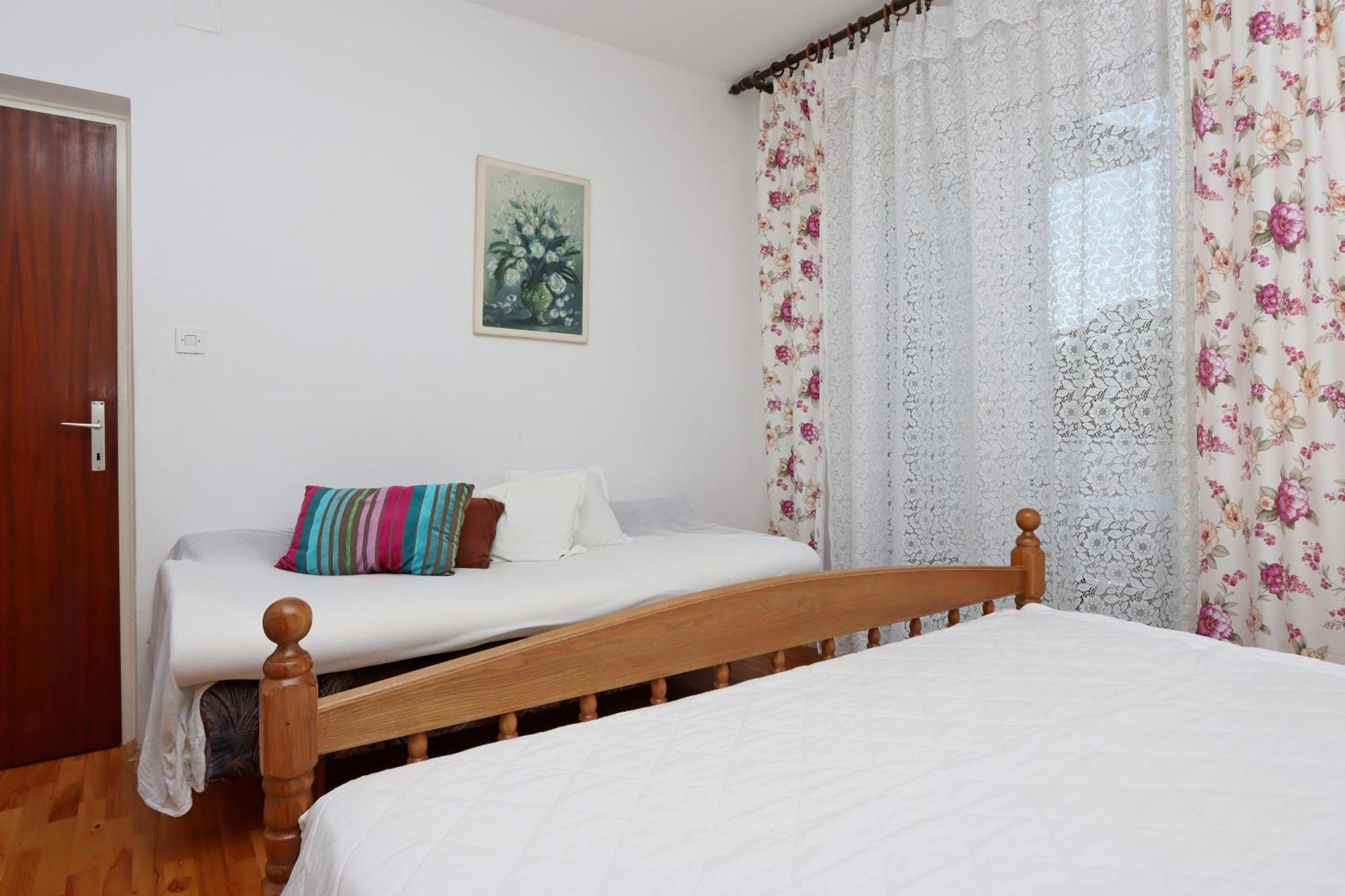 Apartments And Rooms By The Sea Banjol, Rab - 19692 部屋 写真